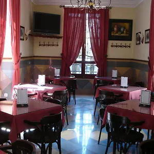 Hotel Maria, Cabra